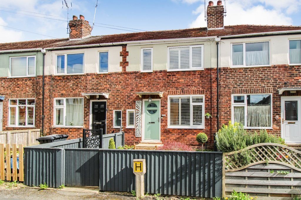 2 bed terraced house for sale in Kings Road, Knaresborough HG5, £200,000 Zoopla