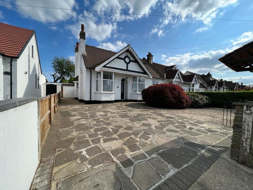 4 bed bungalow for sale in Levett Gardens, Ilford IG3, £700,000 Zoopla