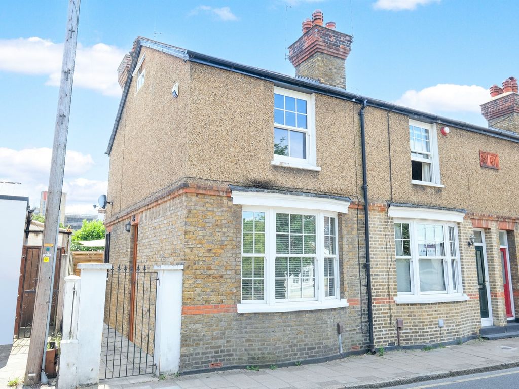 2 bed end terrace house for sale in Church Hill, Orpington BR6 Zoopla