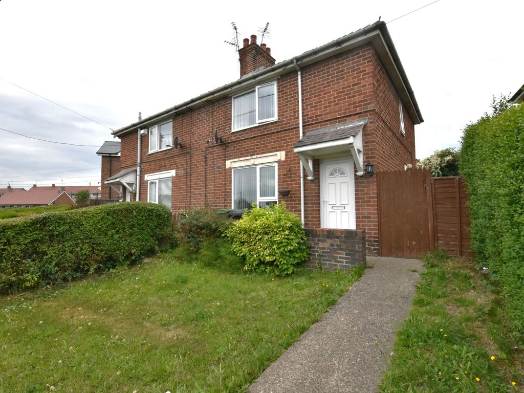 2 bed semidetached house for sale in Victoria Road, Wrexham LL11 Zoopla