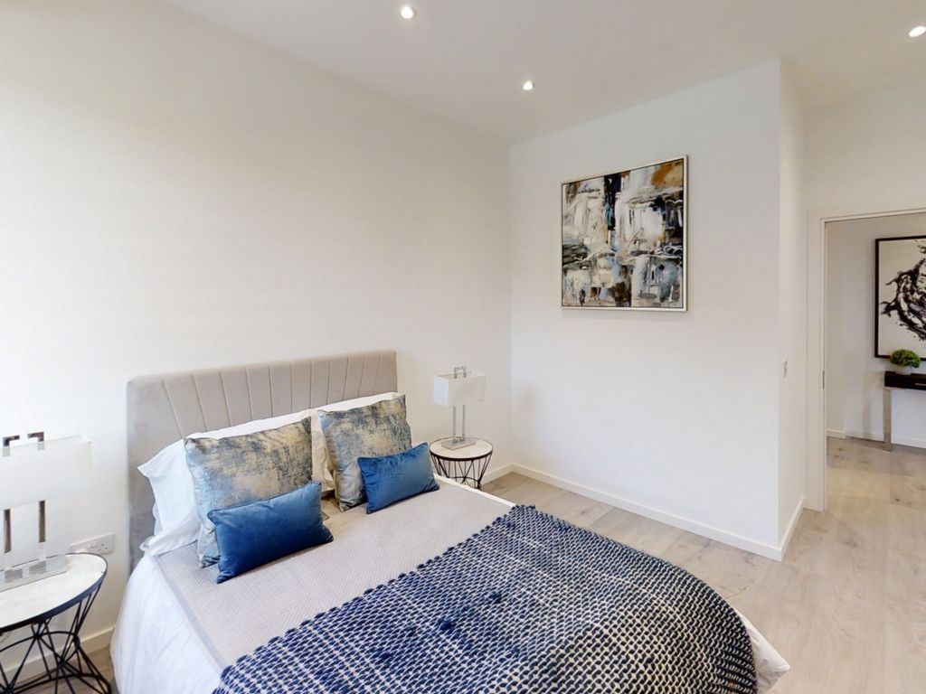 Ladymead Road, Friary And St Nicolas GU1  