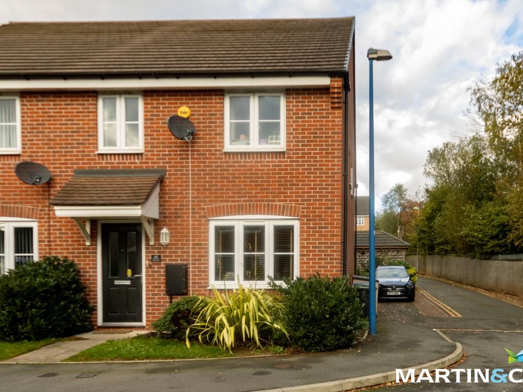 4 bed semidetached house for sale in Richard Bradley Way, Tipton DY4