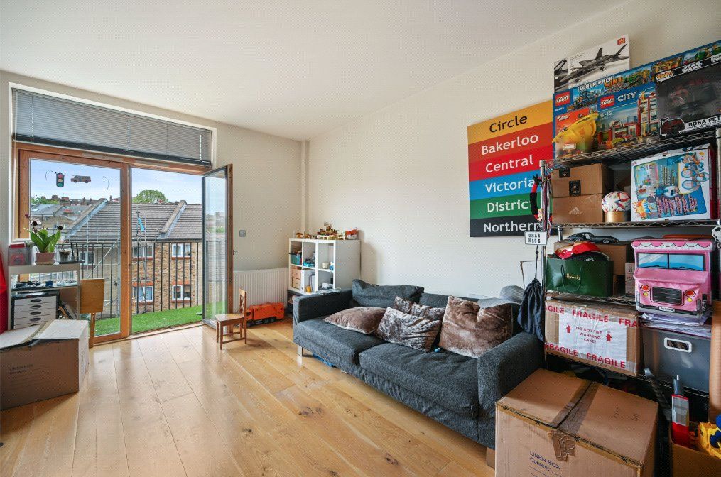 2 bed flat for sale in Kingsgate Place, London NW6 Zoopla