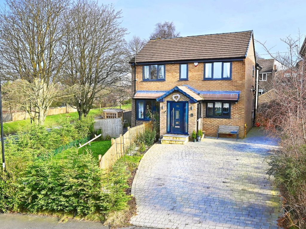 5 bed detached house for sale in Grantley Drive, Harrogate HG3 Zoopla