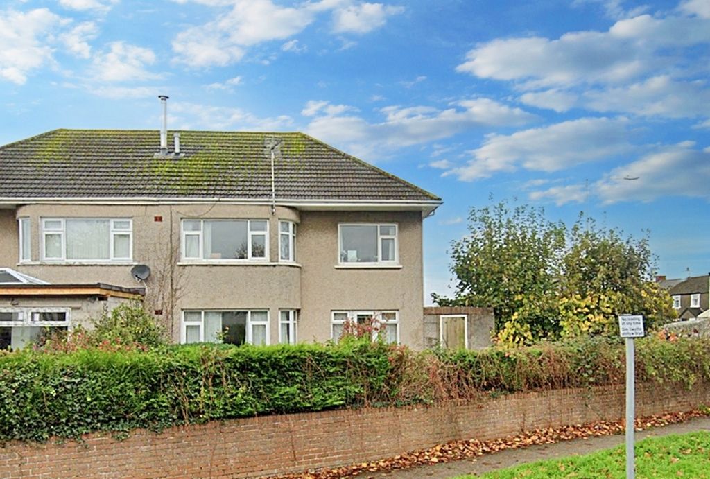 3 bed semidetached house for sale in St Christophers Road, Newton