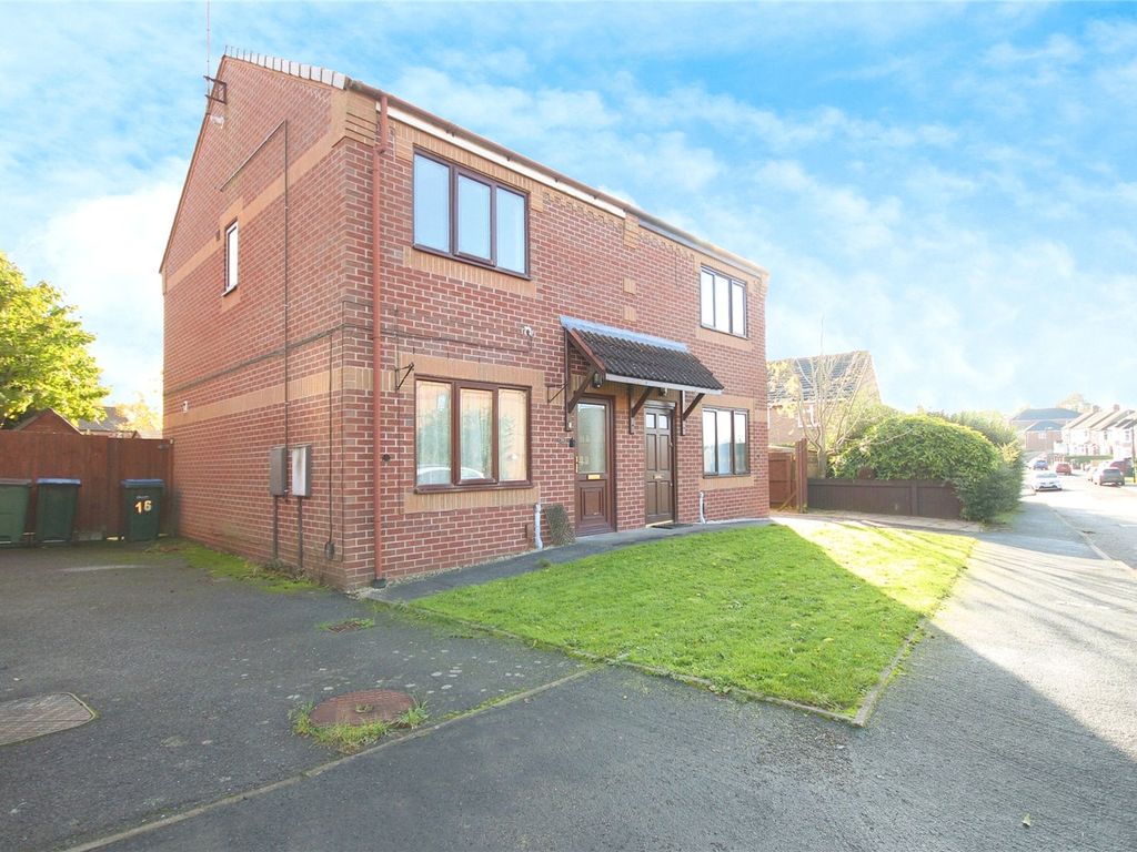 3 bed semidetached house for sale in Gunton Avenue, Coventry, West