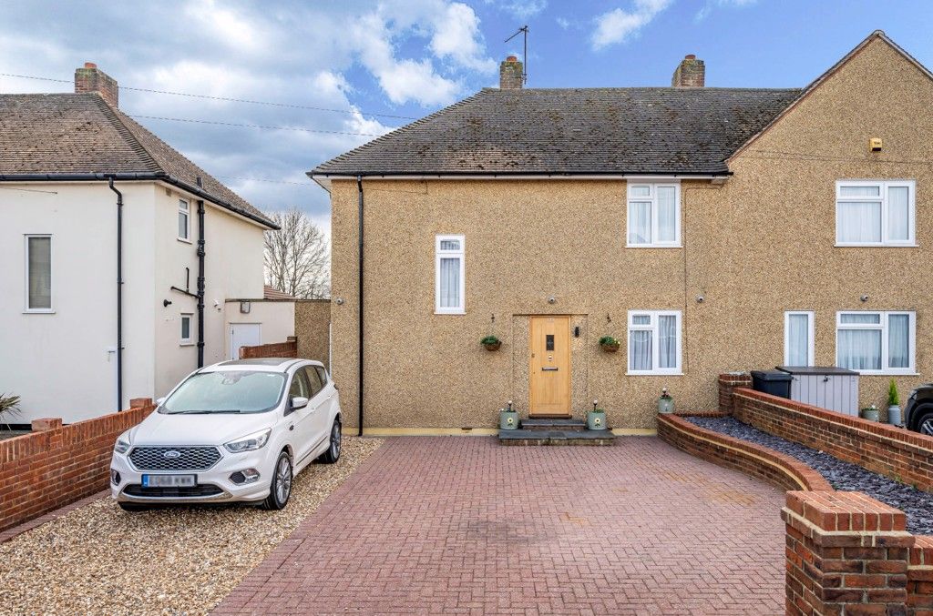 3 bed end terrace house for sale in Long Drive, Ruislip, Middlesex HA4 Zoopla