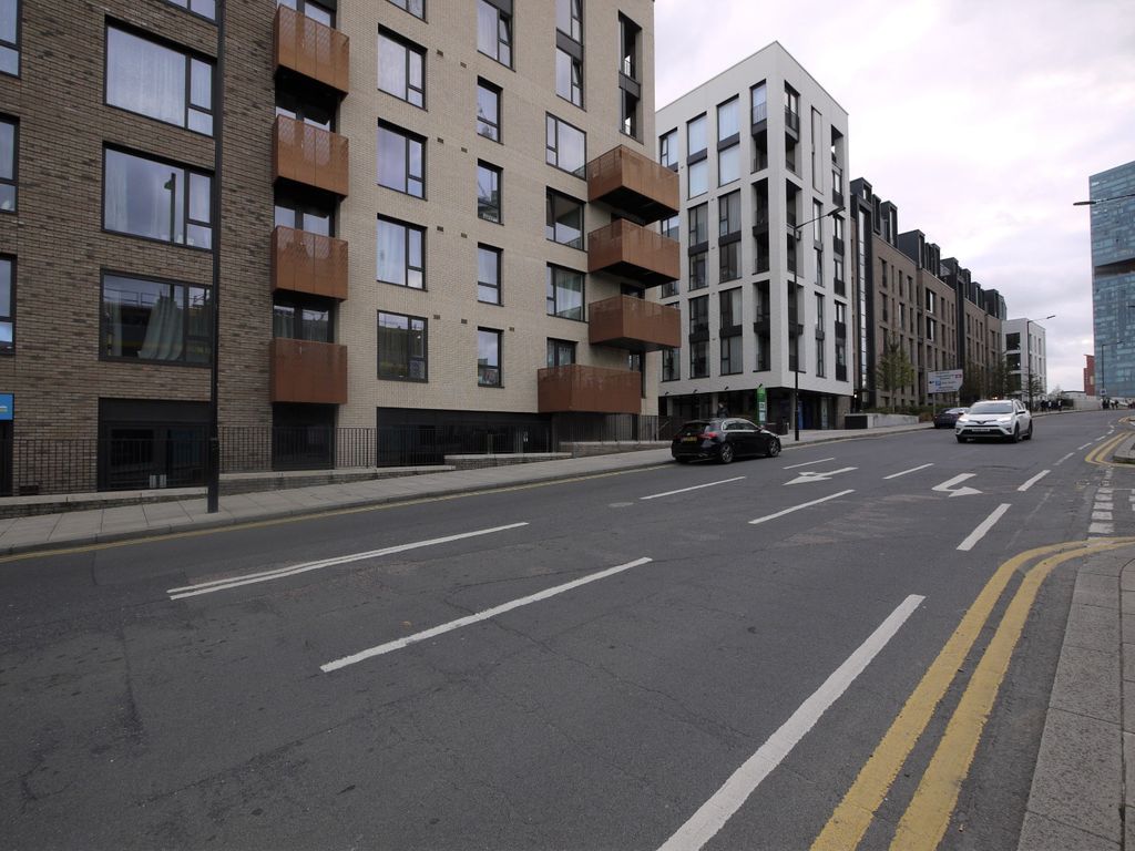 Retail premises to let in Penny Brookes Street, Stratford London E15