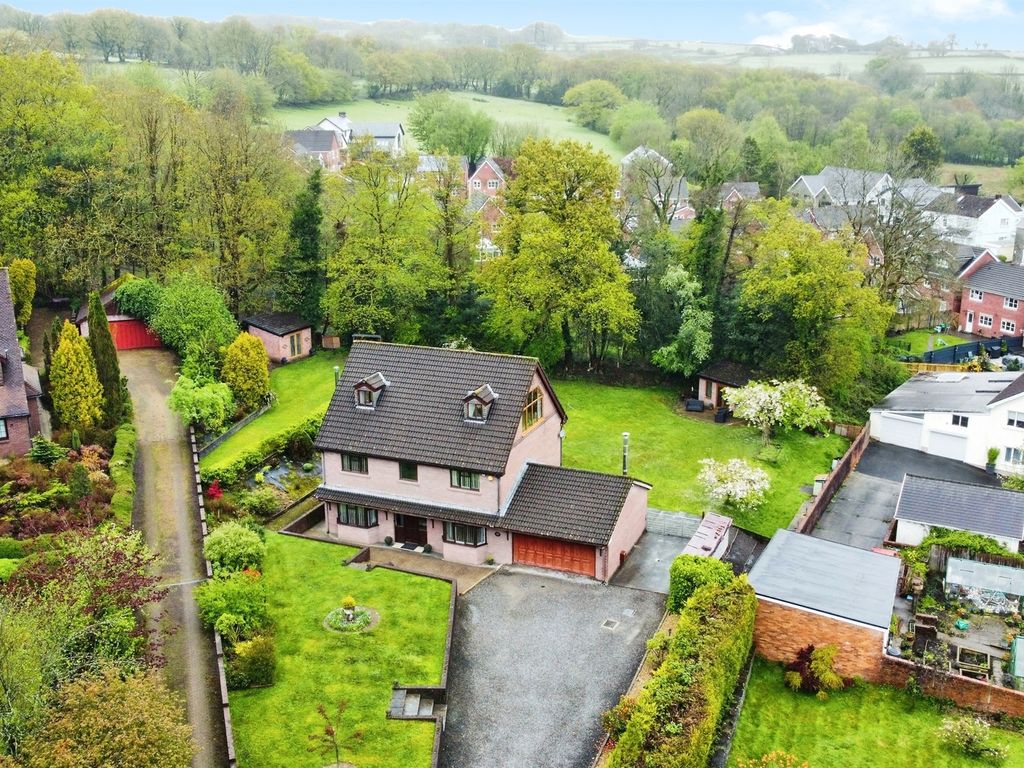 5 bed detached house for sale in Wern Olau, Cilfrew, Neath SA10, £