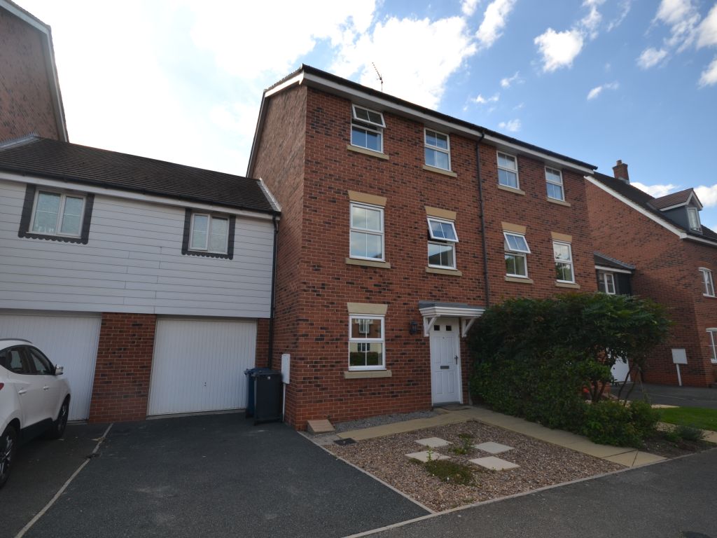 4 bed semidetached house to rent in Stavely Way, Gamston, Nottingham