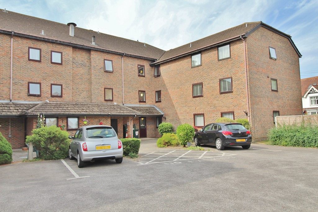 2 bed property for sale in Oaklands Road, Havant PO9, £230,000 Zoopla