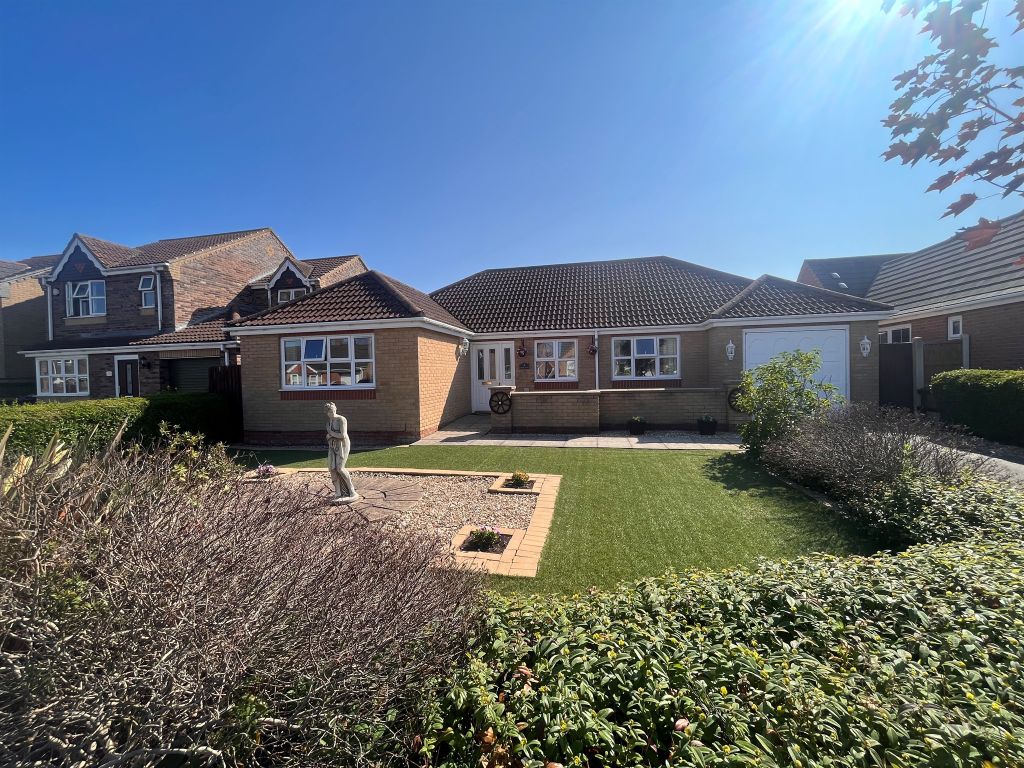 3 bed detached bungalow for sale in Hides Close, Ingoldmells, Skegness