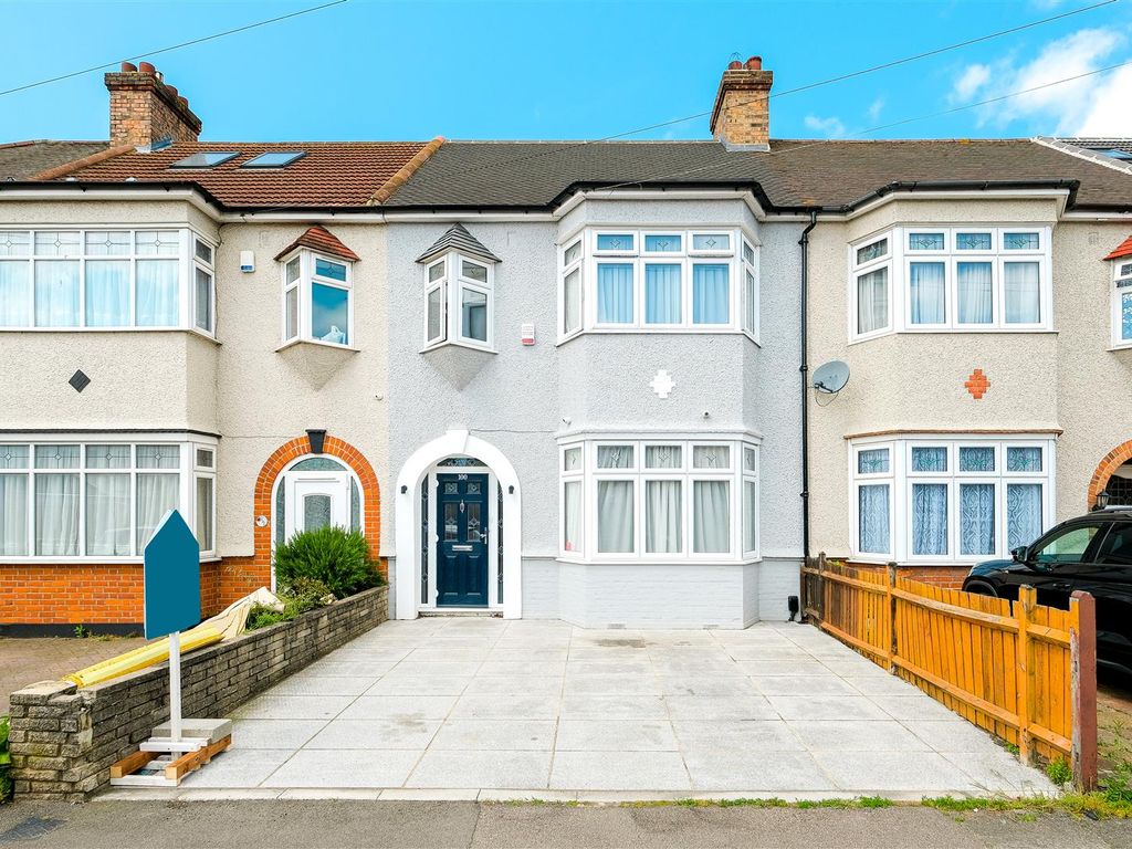 3 bed property for sale in Brook Crescent, London E4 Zoopla