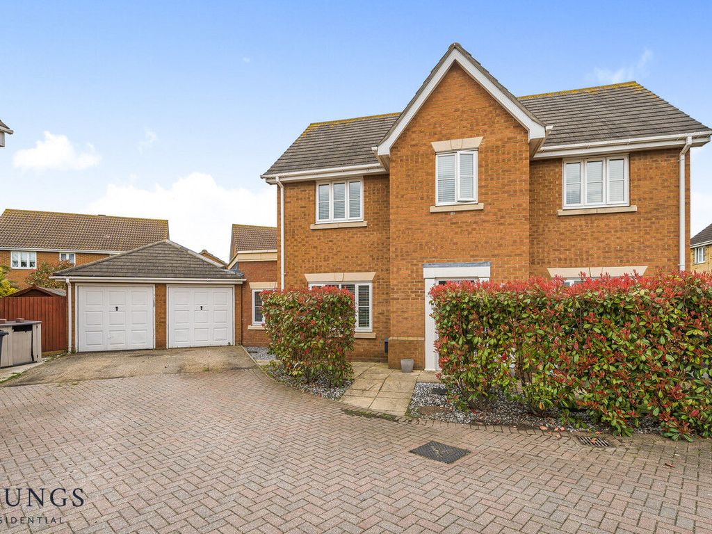 4 bed detached house for sale in Jasmine Close, Canvey Island SS8 Zoopla