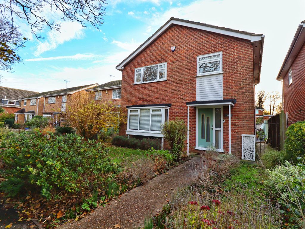 4 bed detached house for sale in King Fisher Walk, St. Peters Road, Broadstairs CT10, £560,000