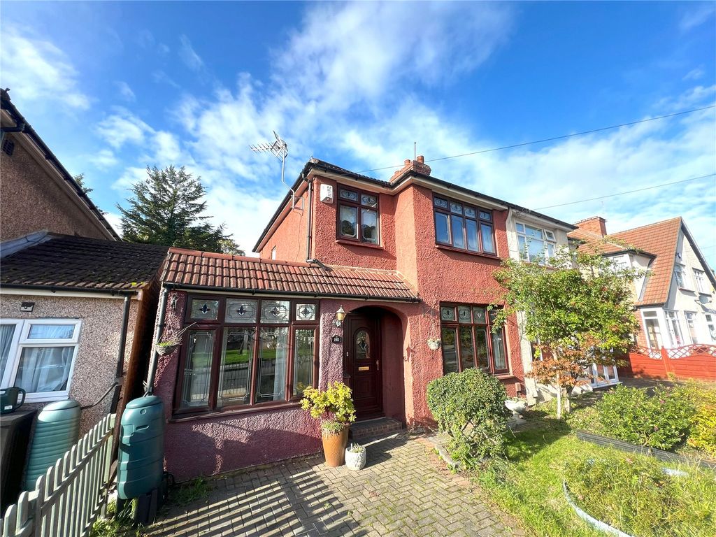 4 bed detached house for sale in Flaxton Road, Plumstead Common, London