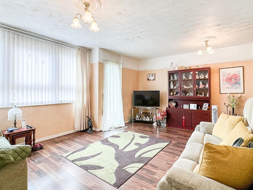 3 bed for sale in Waring House, Redcliff Hill, Redcliff