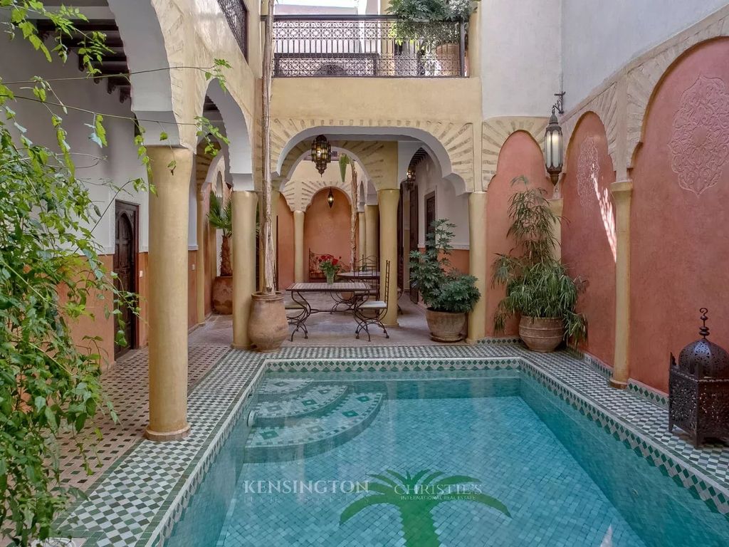 14 bed riad for sale in Marrakesh, Médina, 40000, Morocco, £1,538,429 ...