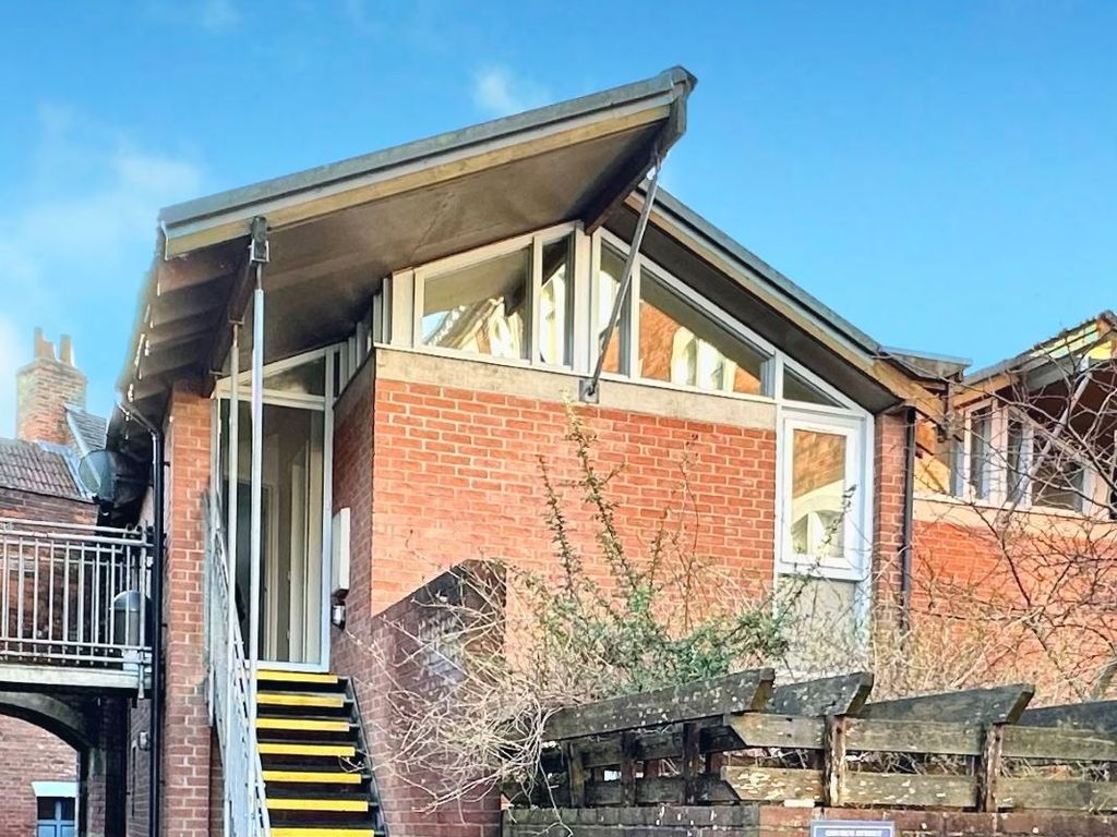 1 bed flat for sale in 9 Church Street Apartments Church Street