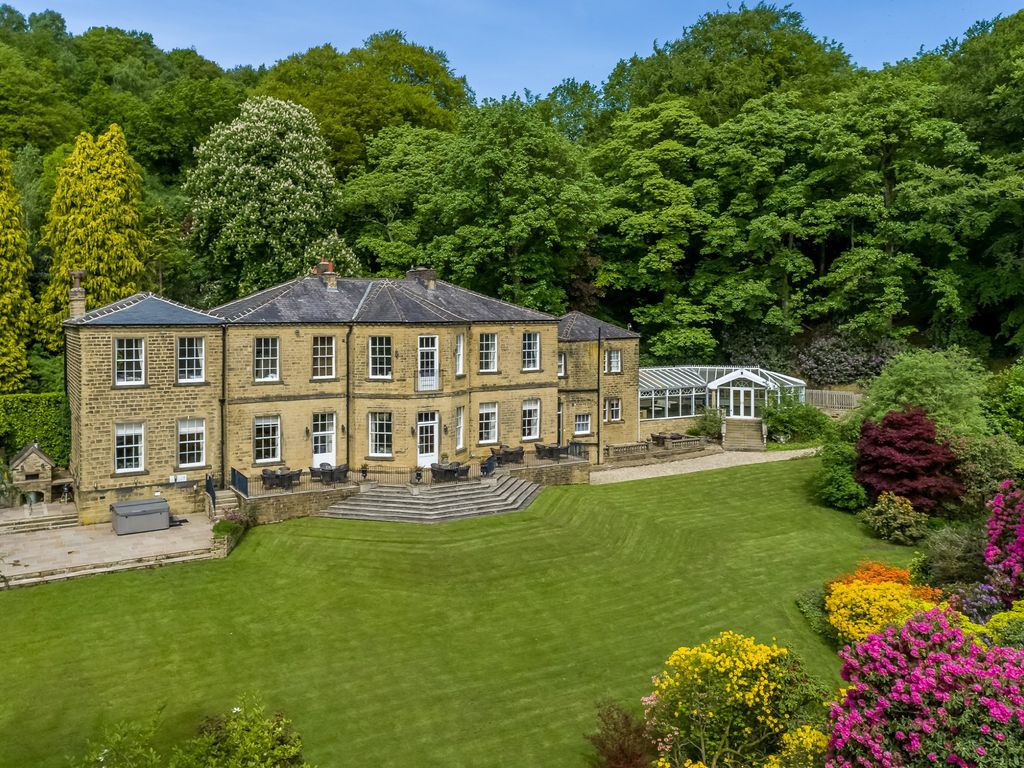 Crosland Factory Lane, Huddersfield HD4