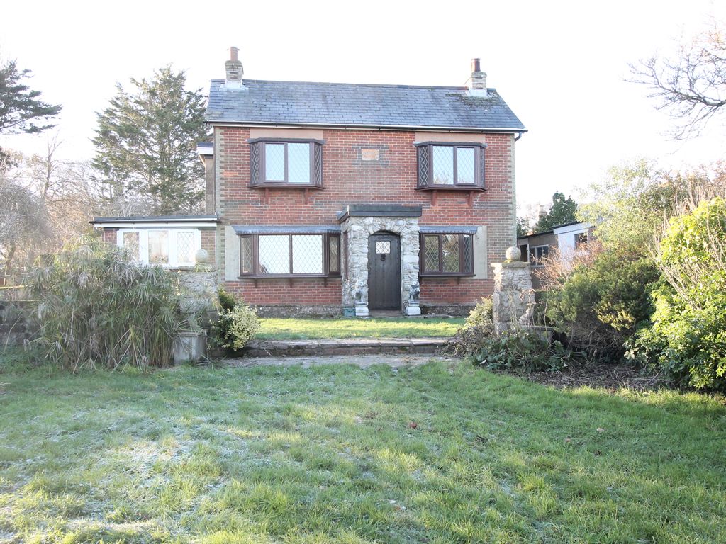 3 bed detached house to rent in Littletown Lane, Wootton Bridge, Ryde