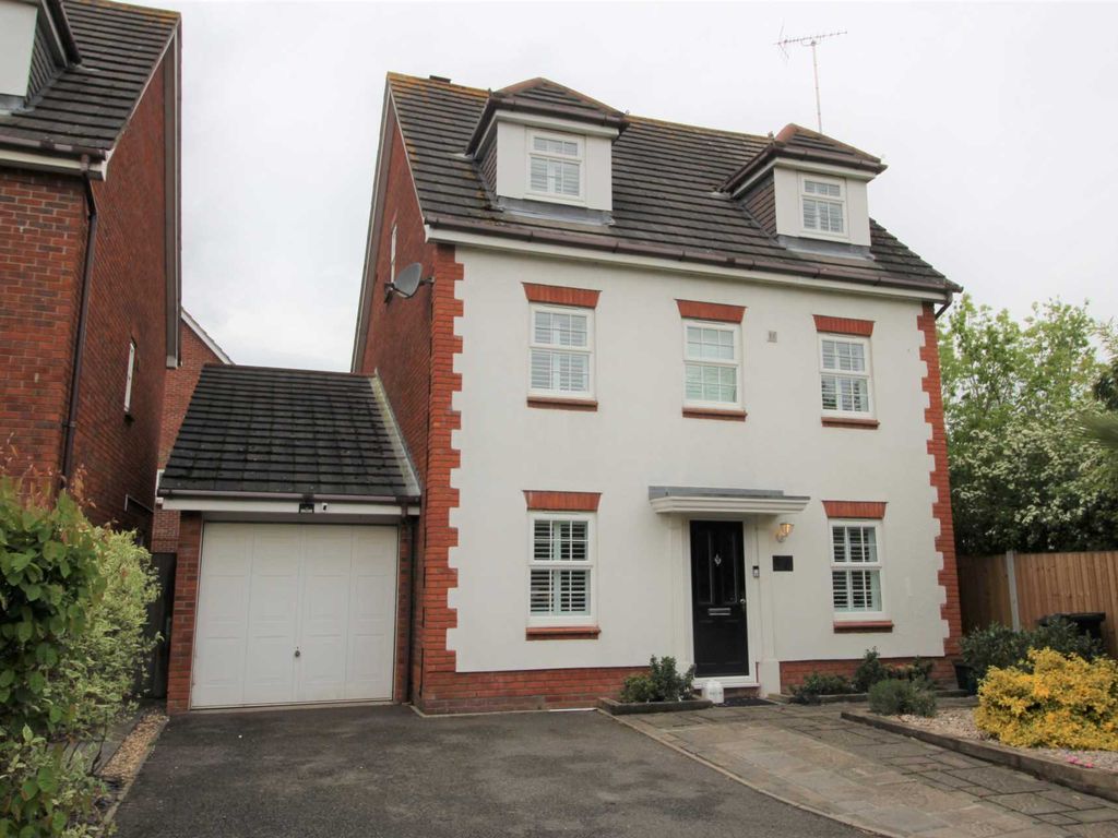 6 bed detached house for sale in Harvest Way, Heybridge CM9 Zoopla