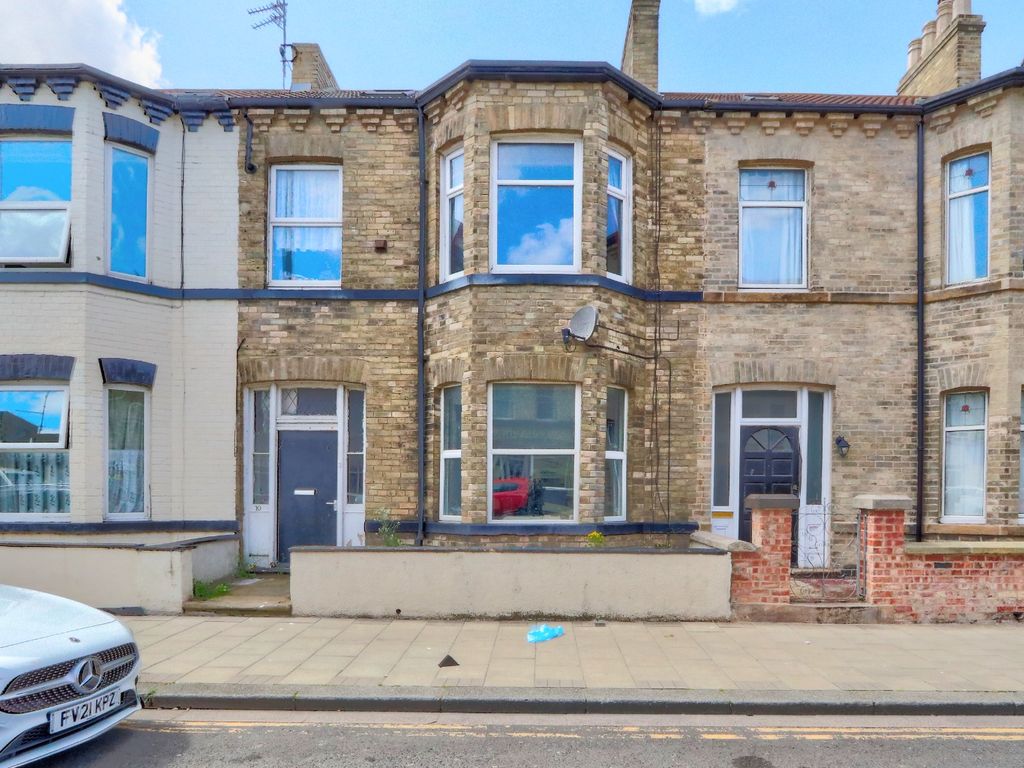 Flat B, 10 Station Road TS10  