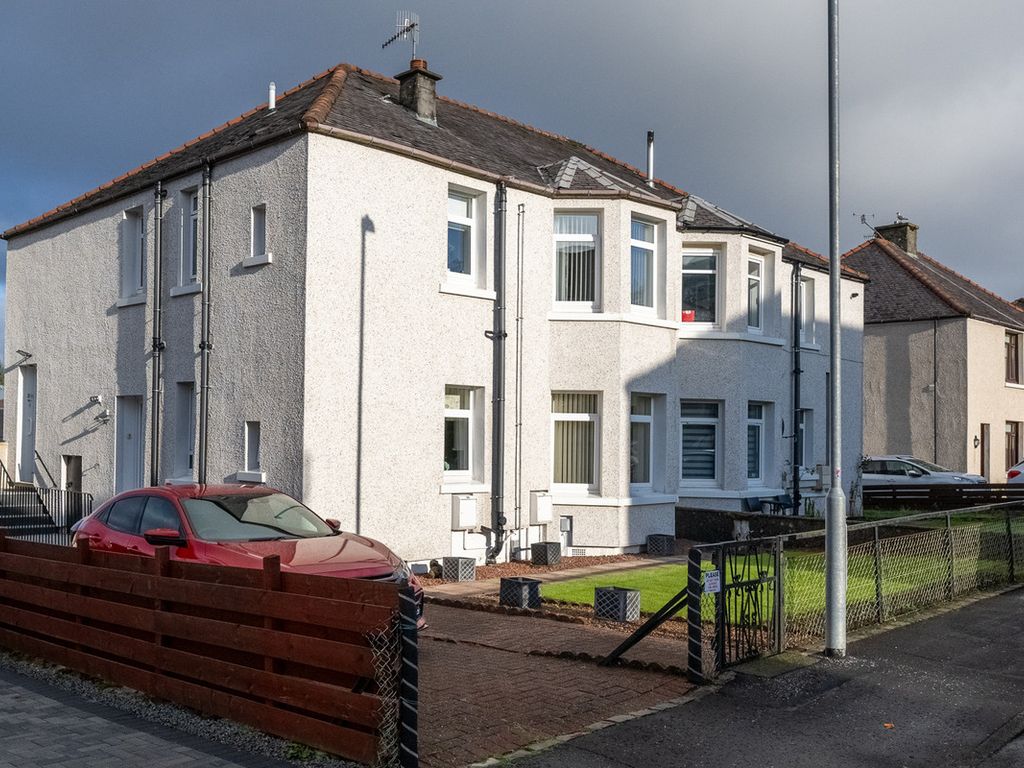 2 bed flat for sale in Bannockburn Street, Greenock PA16, £100,000 Zoopla