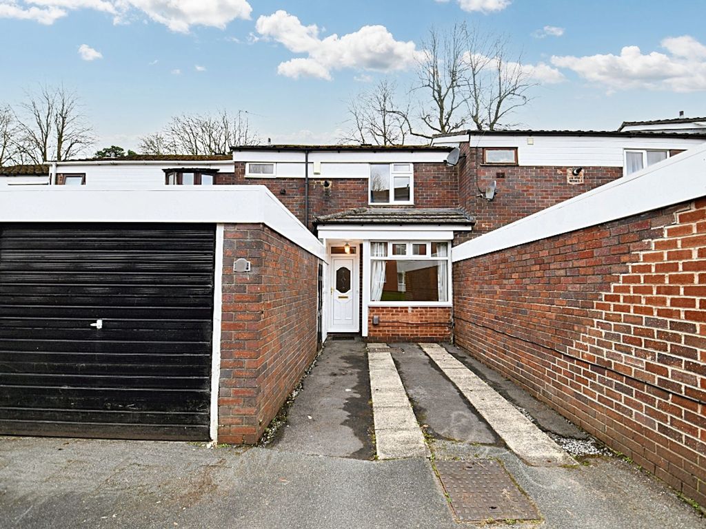 3 bed terraced house for sale in Claremont Road, Salford M6, £210,000