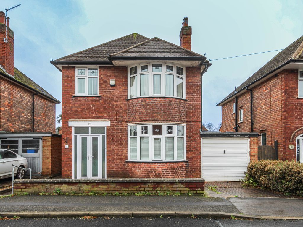 3 bed detached house for sale in Valmont Road, Bramcote, Nottingham NG9