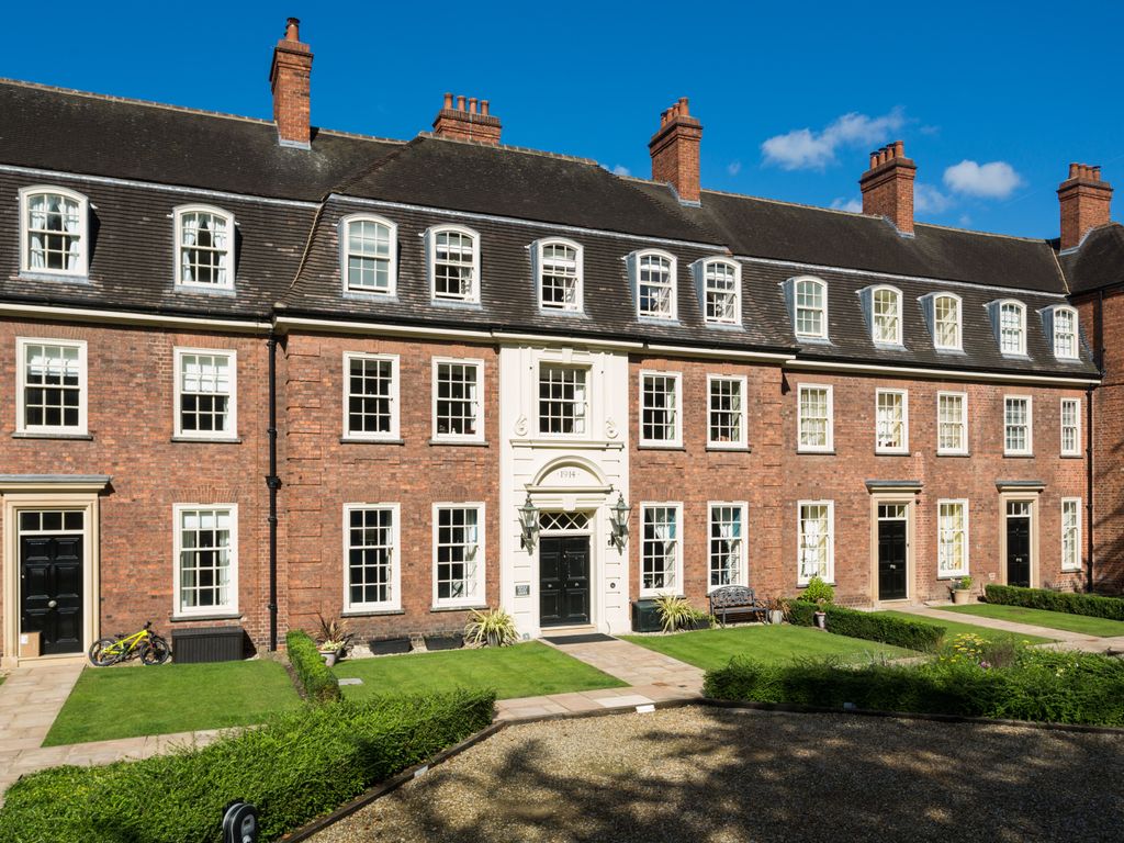 5 bed terraced house for sale in The Purey Cust, York, North Yorkshire