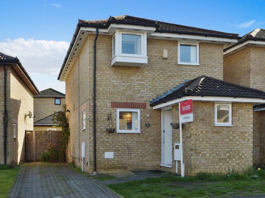 3 bed detached house for sale in Chevalier Grove, Crownhill, Milton