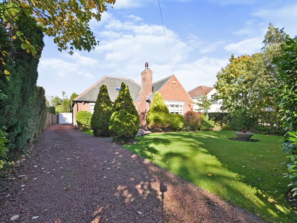 4 bed detached house for sale in Darras Road, Darras Hall, Newcastle