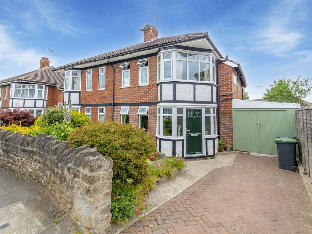 3 bed semidetached house for sale in Lynton Road, Beeston, Nottingham