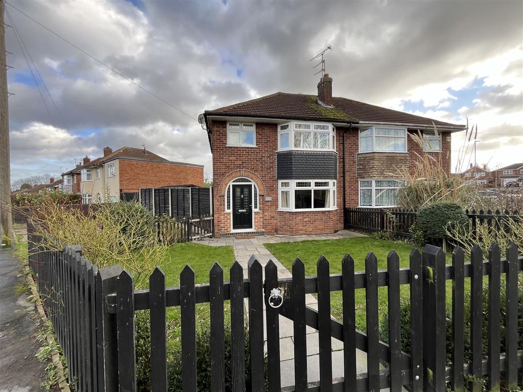3 bed semidetached house for sale in The Chase, Braunstone, Leicester