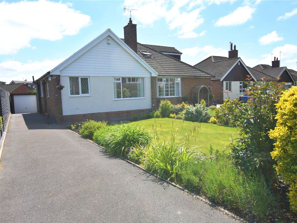 2 bed bungalow for sale in Cookridge Avenue, Cookridge, Leeds LS16 Zoopla