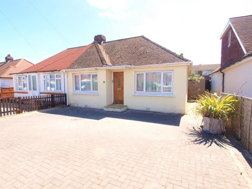 2 bed semidetached bungalow for sale in Southern Avenue, Polegate BN26