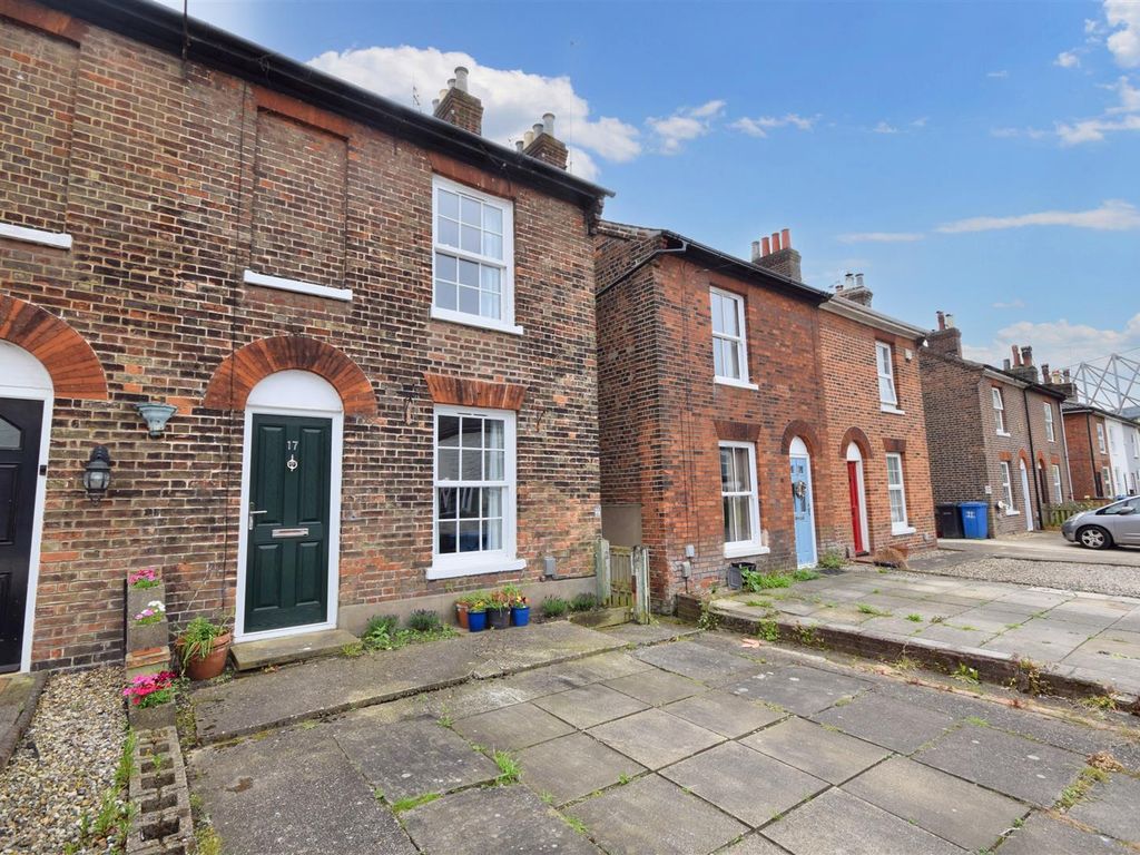 3 bed end terrace house for sale in Kerrison Road, Norwich NR1, £