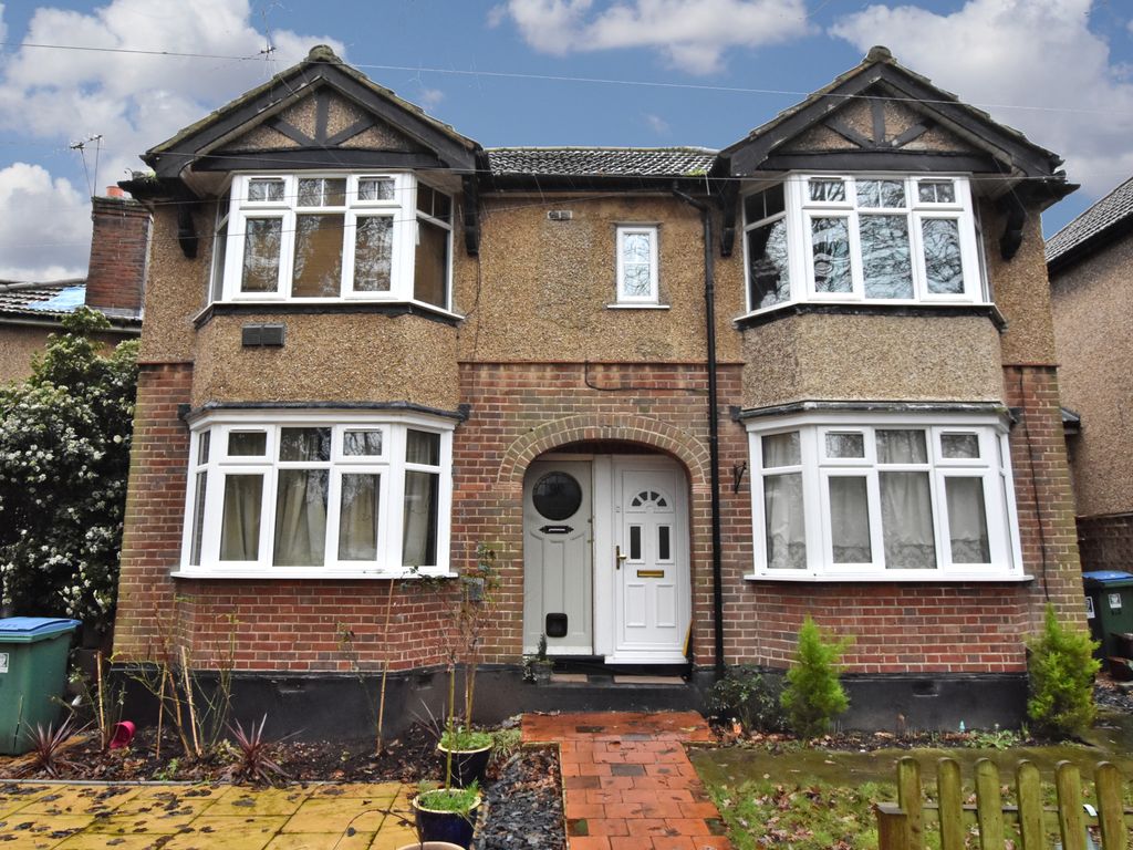 North Western Avenue, Watford WD25  