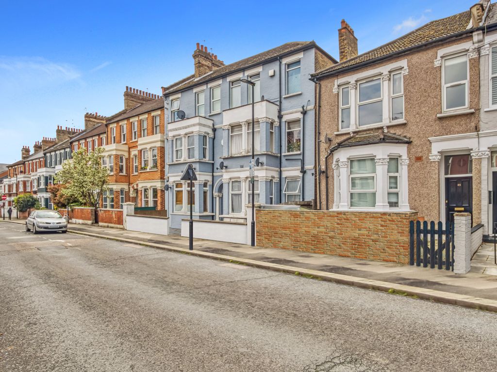 2 bed flat for sale in Mount Pleasant Road, London N17 Zoopla