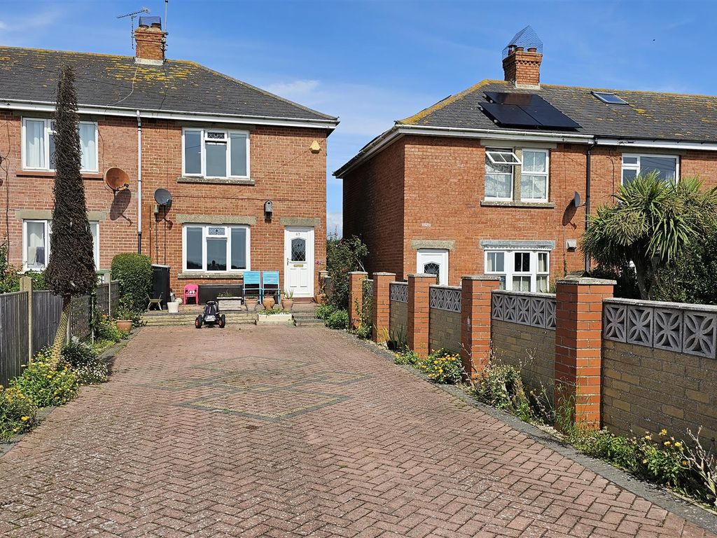 3 bed property for sale in Weston Street, Portland DT5, £250,000 Zoopla