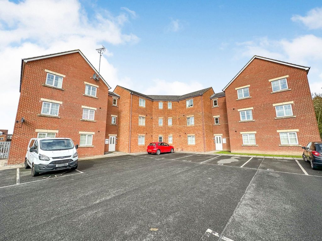 2 bed flat for sale in Haydon Drive, Willington Quay, Wallsend NE28, £