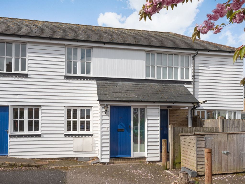 2 bed flat for sale in Whitbourne Court, Whitstable CT5 Zoopla