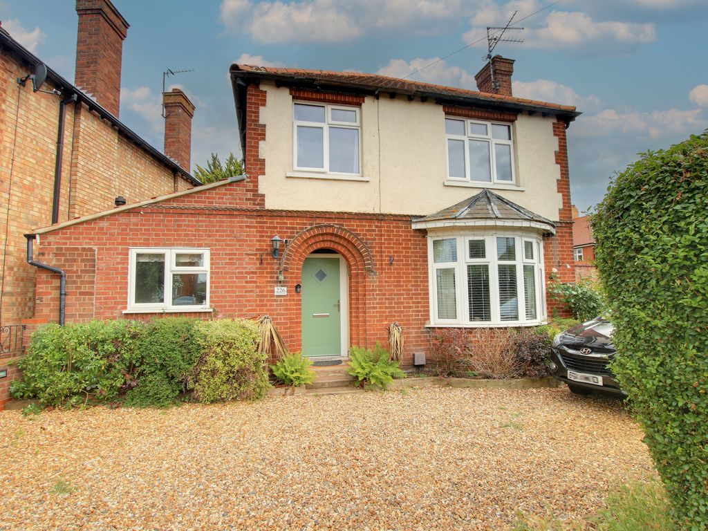 3 bed detached house for sale in Norwood Road, March PE15, £280,000 Zoopla