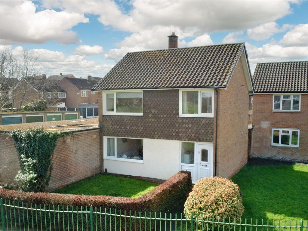 3 bed detached house for sale in Sheridan Court, Stapleford, Nottingham