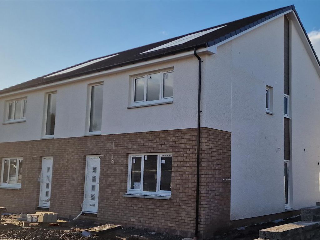 New home, 3 bed semidetached house for sale in Summerfield Avenue