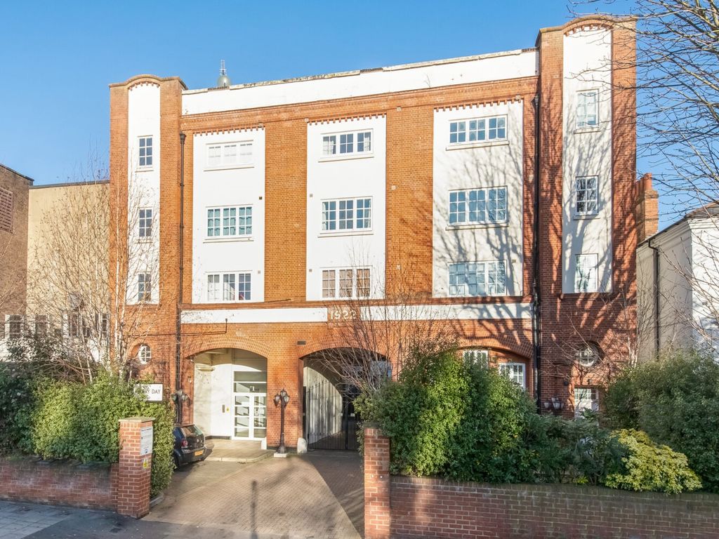 2 bed flat for sale in Harry Day Mews, West Norwood, London SE27 Zoopla