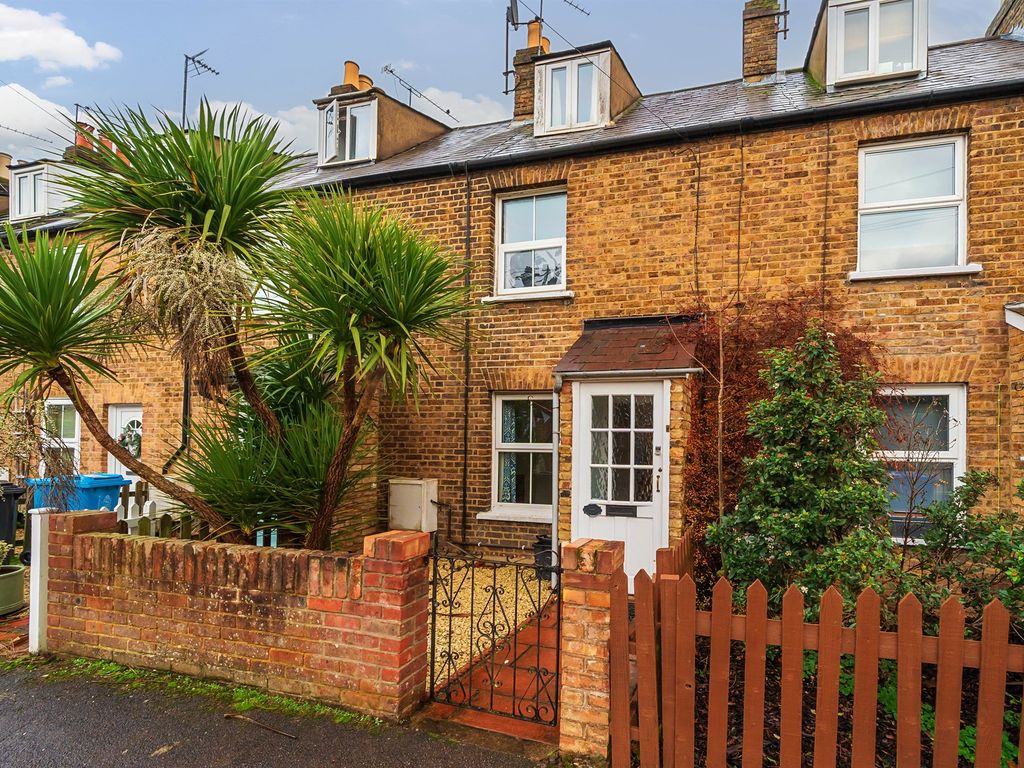 2 bed terraced house for sale in Princess Street, Maidenhead SL6, £