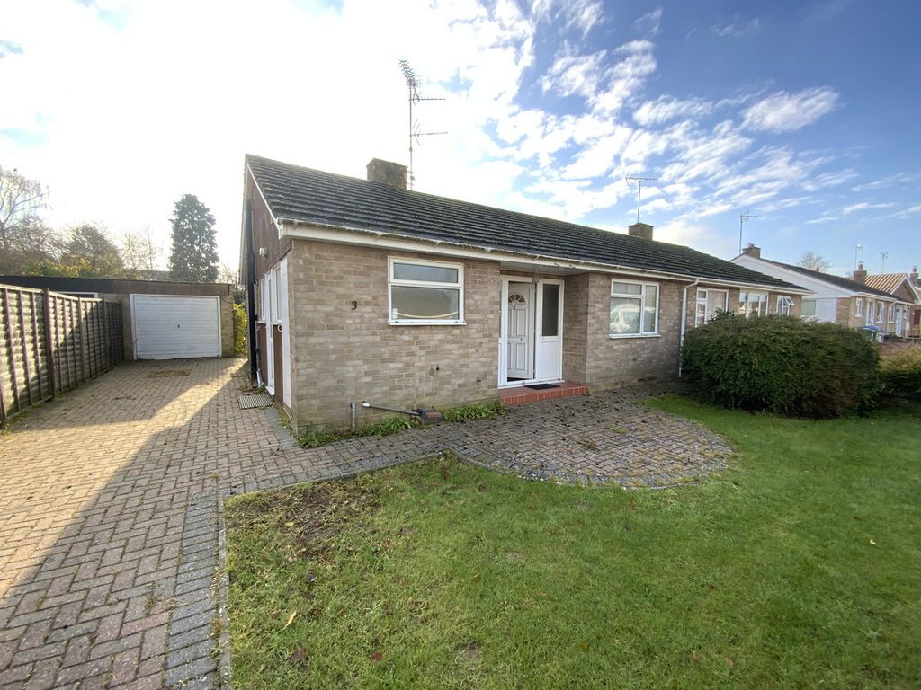 2 bed bungalow for sale in Flower Farm Close, Henfield BN5 Zoopla