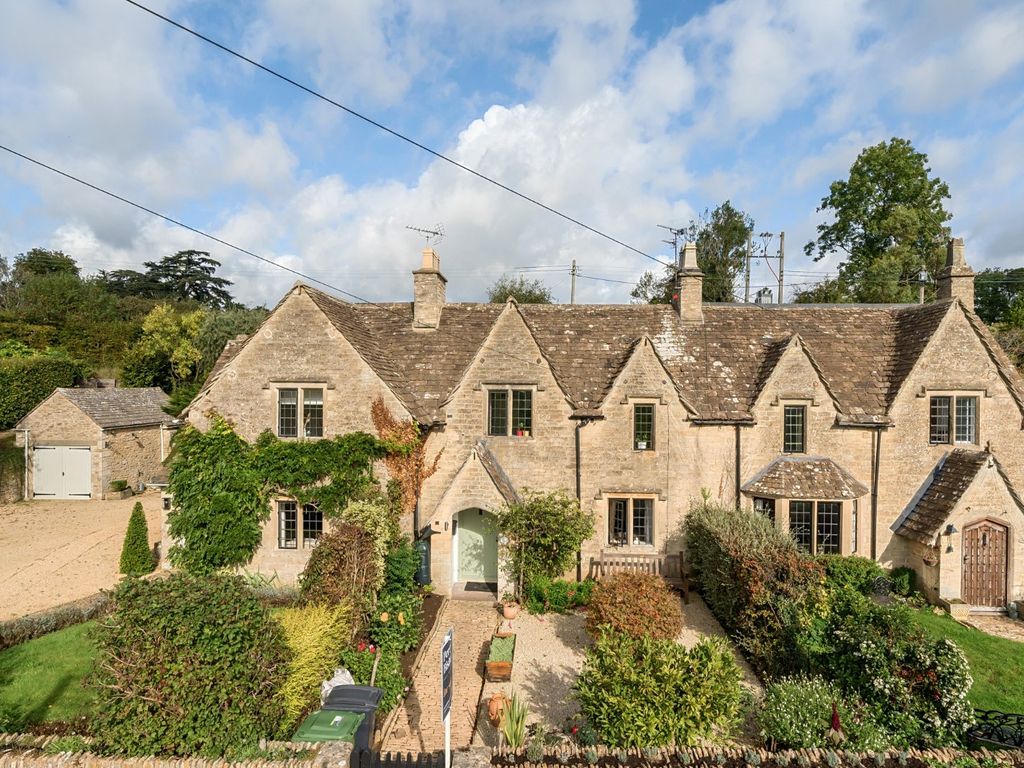 2 bed detached house for sale in The Street, Westonbirt